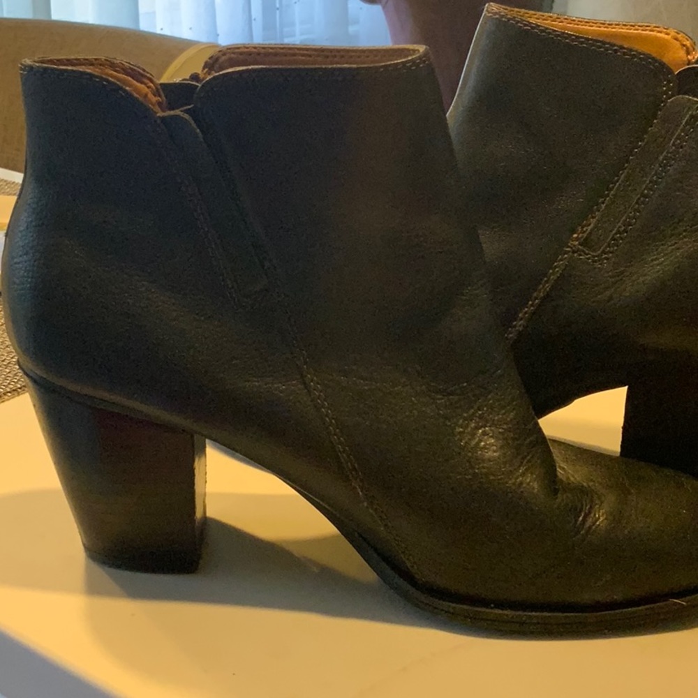 Soffi Bootie